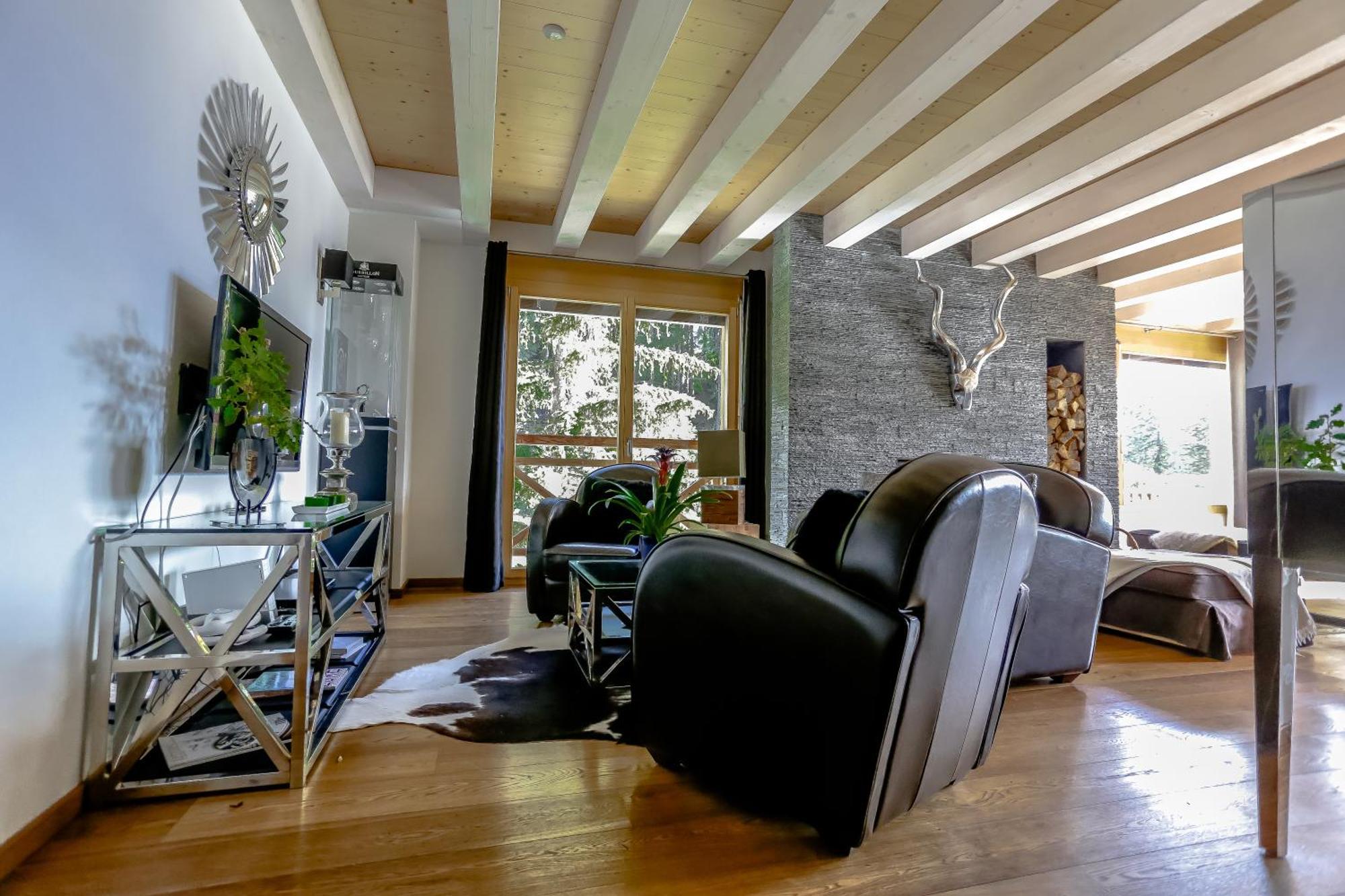 Crans Luxury Lodges Room photo