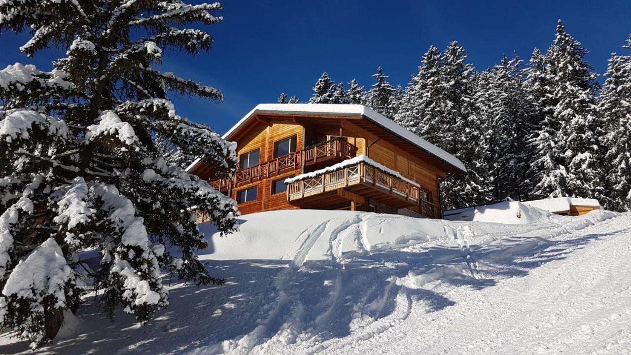 Crans Luxury Lodges Exterior photo